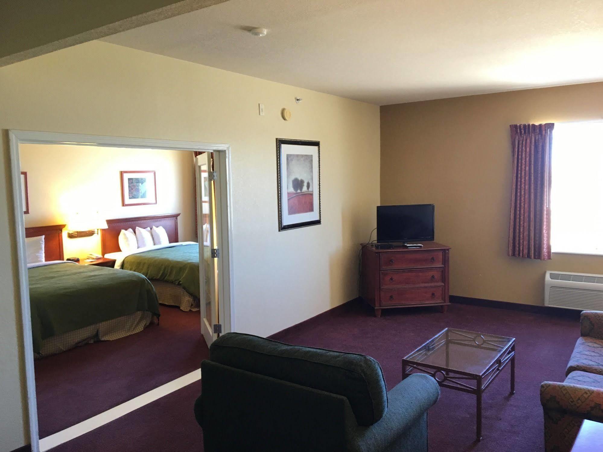 Hotel Baymont By Wyndham Albuquerque Airport Exterior foto